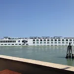 Casa Sulla Laguna Konukevi Murano