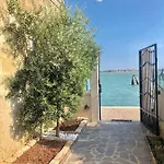 Casa Sulla Laguna Konukevi 4*