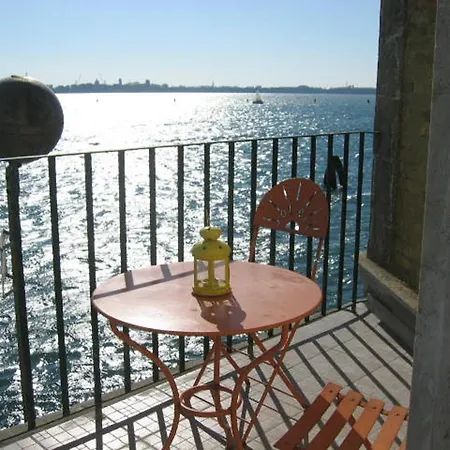 Casa Sulla Laguna Guest house 2*