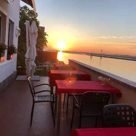Casa Sulla Laguna Konukevi 4*