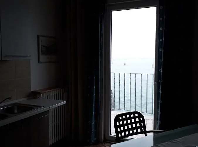 Casa Sulla Laguna Maison d'hôtes