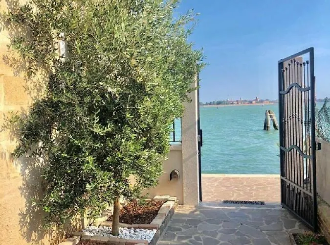 Casa Sulla Laguna Maison d'hôtes 4*